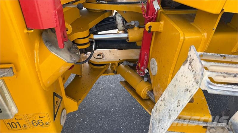 Hydrema 906E Flot brugt rendegraver med Engcon rotortilt, Backhoe loaders