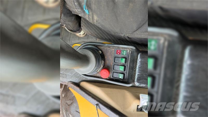 Hydrema 926C Med Vejesystem til frontskovl og ESD Dobbelt  Retroescavadoras