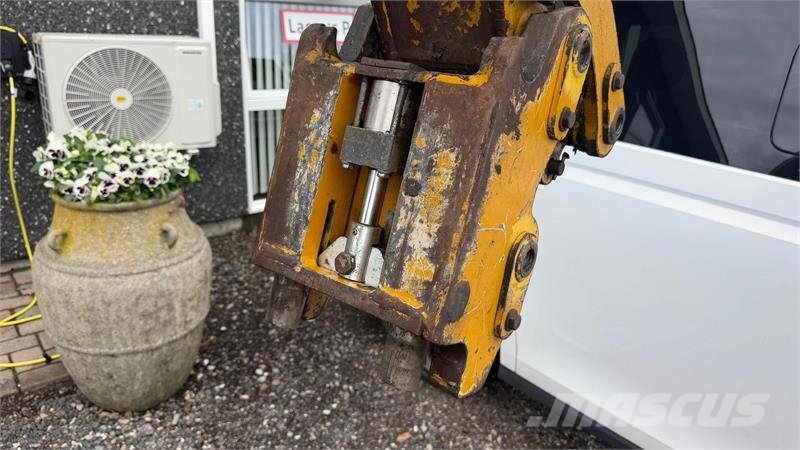 Hydrema 926C Med Vejesystem til frontskovl og ESD Dobbelt  Retroescavadoras