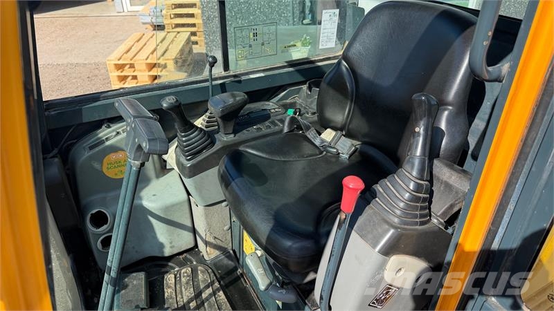 Hyundai EX16-9 Planerblad med tilt samt 2 ekstraskovle med Minigraafmachines < 7t