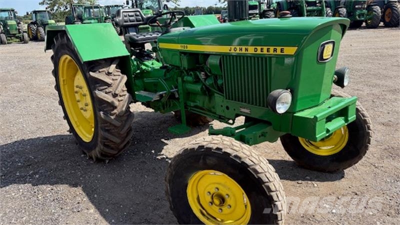 John Deere 1120 Трактори