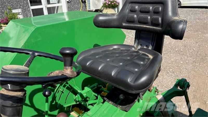 John Deere 1120 Трактори