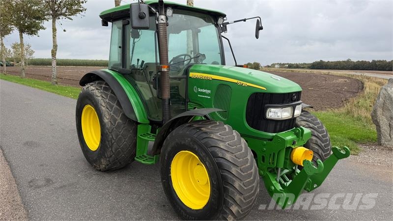 John Deere 5720 Fin bette traktor med frontlift samt front PT Tracteur