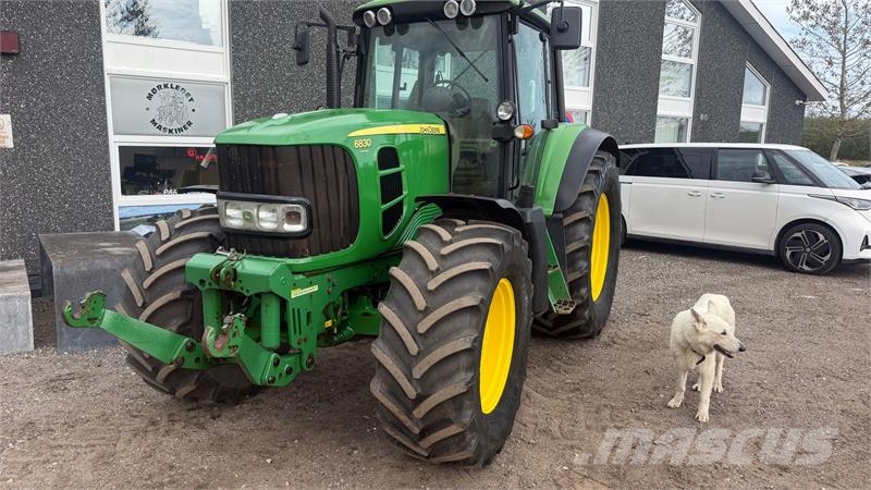John Deere 6830 PREMIUM FRONTLIFT, TLS AFF. FORAKSEL Traktori