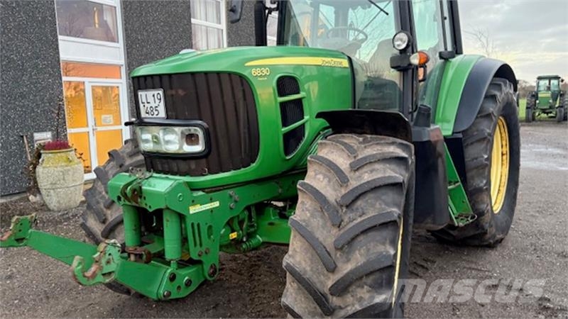 John Deere 6930 Premium FRONTLIFT, TLS AFF. FORAKSEL Tractors