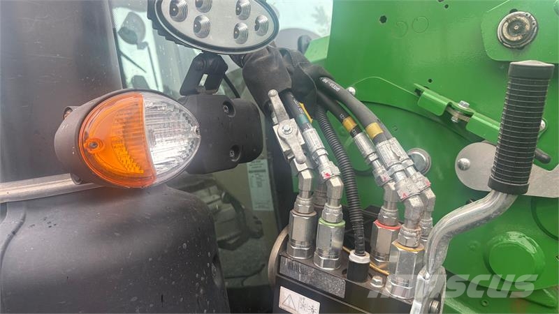 John Deere 6R 185 JOHN DEERE LÆSSER, FRONTLIFT, AUTOTRAC READ Traktorji