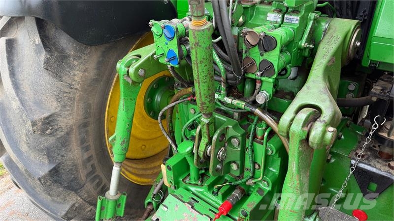 John Deere 7530 Premium 7530 med Frontlift og TLS affjedret f Tracteur