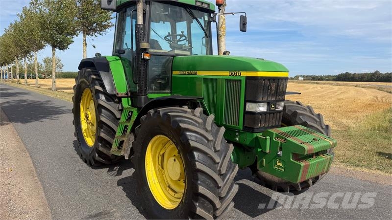 John Deere 7710 God gammel traktor, kører bedre end mange af  Traktoren