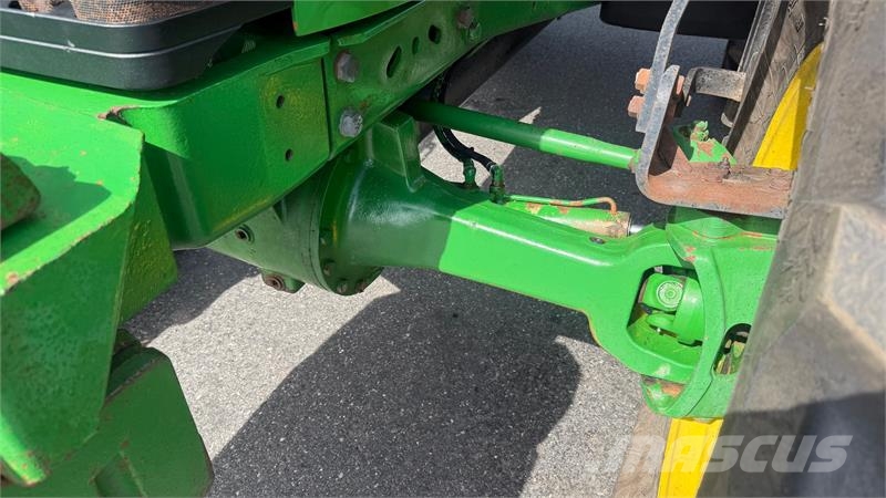 John Deere 7710 God gammel traktor, kører bedre end mange af  Traktoren