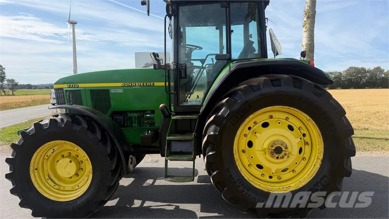 John Deere 7710 God gammel traktor, kører bedre end mange af  Traktoren