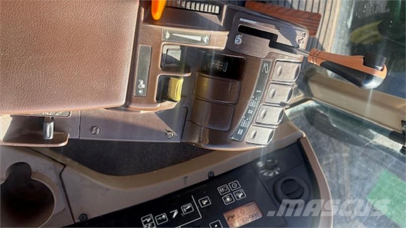 John Deere 7820 Auto Power FRONTLIFT الجرارات