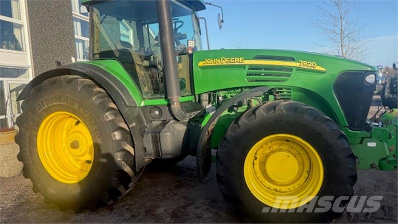 John Deere 7820 Auto Power FRONTLIFT الجرارات