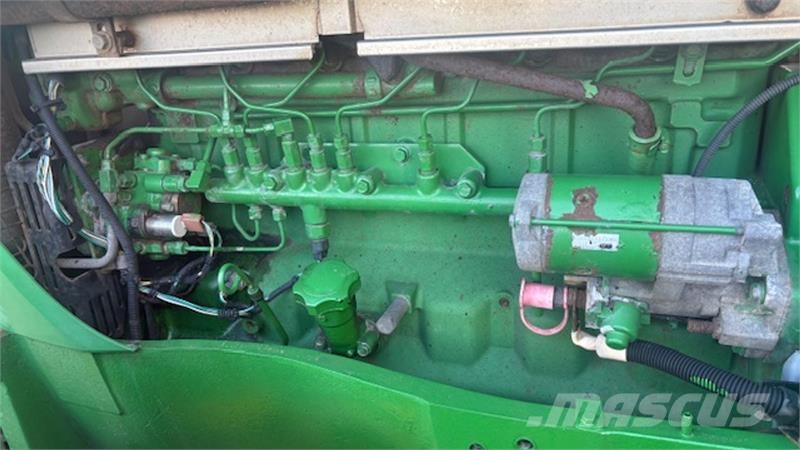 John Deere 7820 Auto Power FRONTLIFT الجرارات