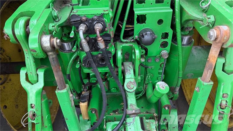 John Deere 7820 Fin brugt traktor med Hitchkrog, TLS affjedre Tracteur