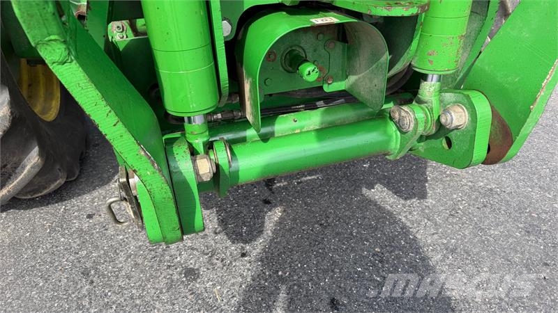 John Deere 7930 Premium m. Frontlift, TLS affjedret foraksel, Traktorji