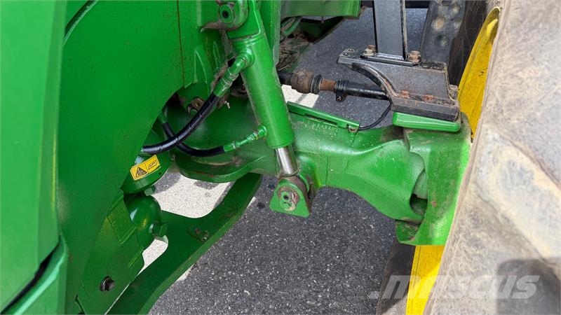 John Deere 7930 Premium m. Frontlift, TLS affjedret foraksel, Traktorji
