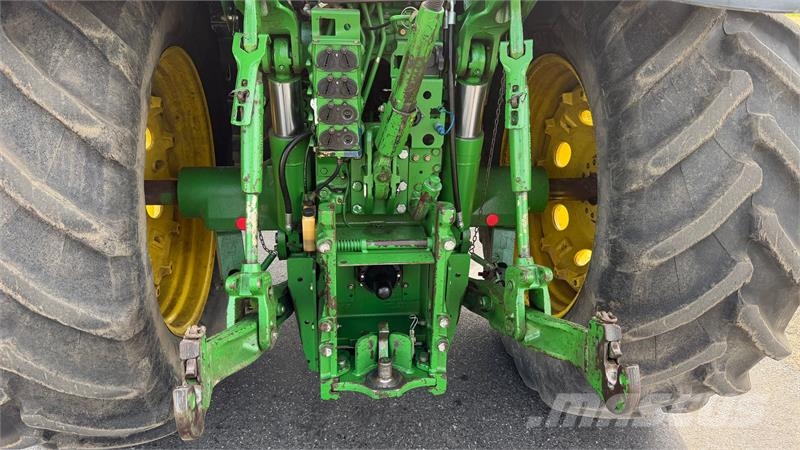 John Deere 7930 Premium m. Frontlift, TLS affjedret foraksel, Traktorji
