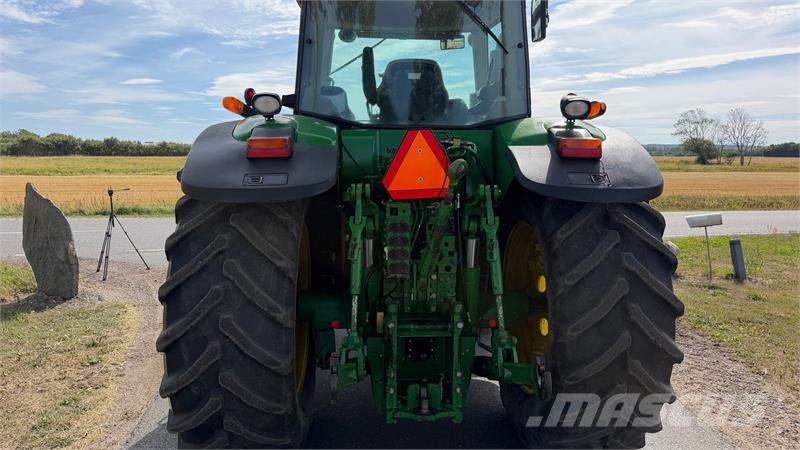 John Deere 7930 Premium m. Frontlift, TLS affjedret foraksel, Traktorji