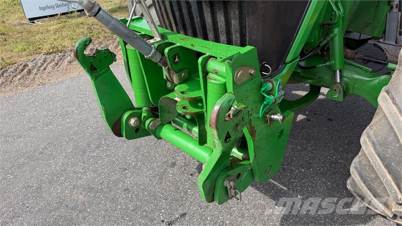 John Deere 7930 Premium m. Frontlift, TLS affjedret foraksel, Traktorji
