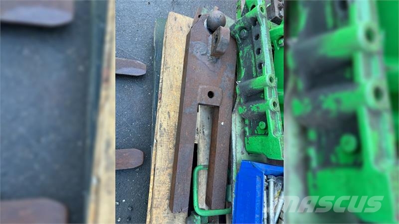 John Deere Kugletræk 80mm TIL JOHN DEERE HITCH ماكينات زراعية - غير ذلك