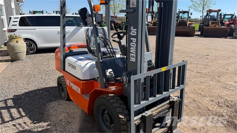 JQ Power CPCD25 Fin truck med Sideskift, kan løfte 2500 KG  شاحنات الديزل