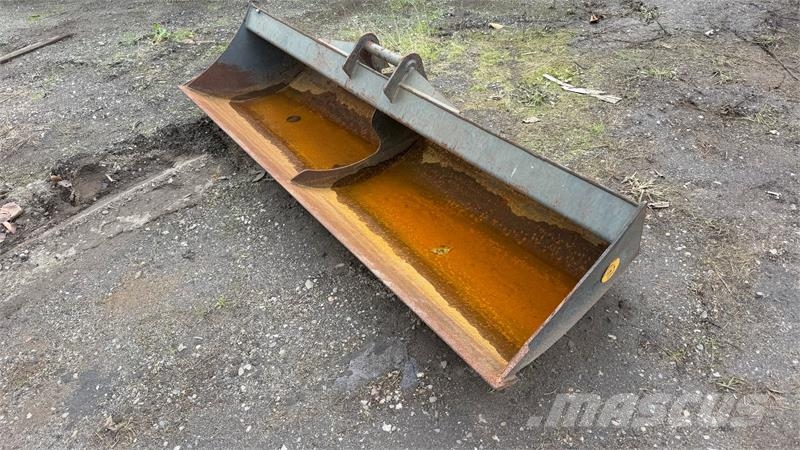 Kirk Maskinfabrik Skovl Planerblad 250 cm med Hydrema b Skovle