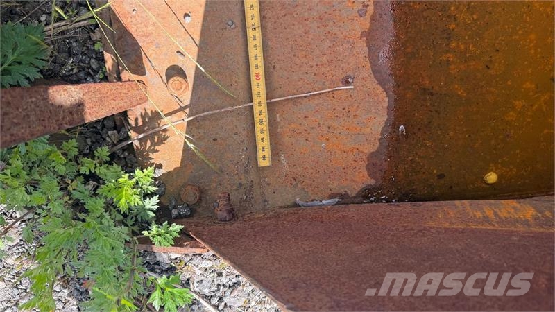 Manitou siloskovl 205 cm bred, 75 cm dyb, 75 cm høj - Mani Agricoltura - Altro