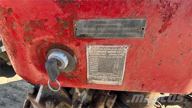 Massey Ferguson 35 Fint projekt traktor Traktorji