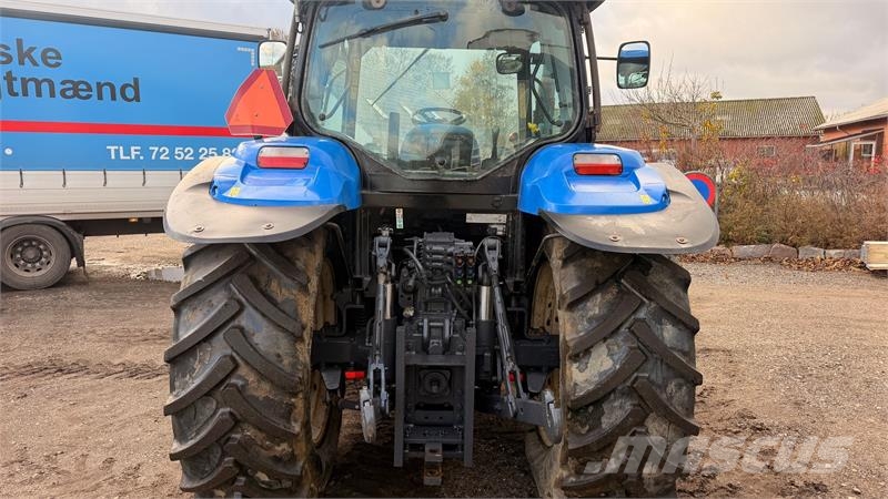 New Holland T6020 God New Holland frontlæssertraktor Traktoren