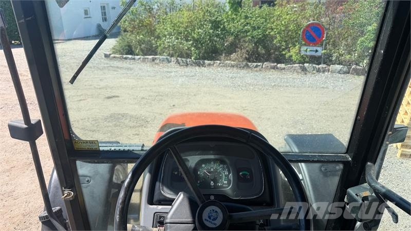 New Holland TL90 Driftsikker arbejdshest Tracteur