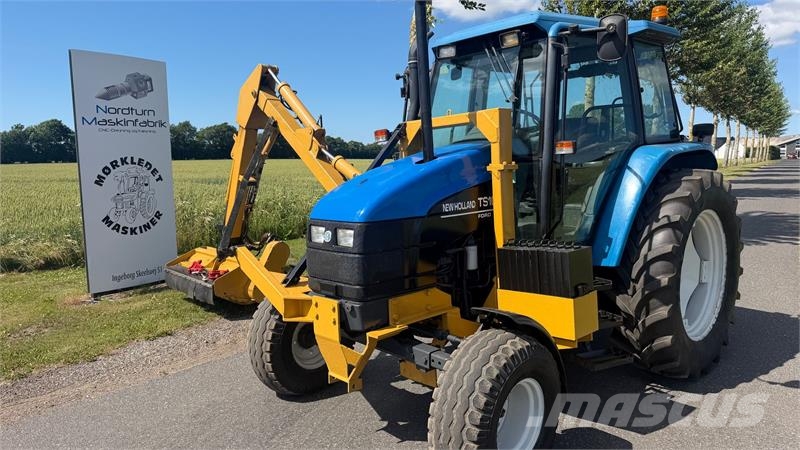 New Holland TS100 Fin TS100 med rabatklipper Tracteur