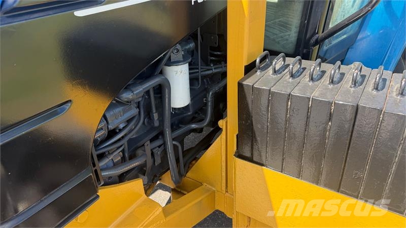 New Holland TS100 Fin TS100 med rabatklipper Tracteur