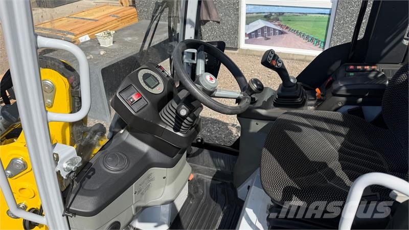 Wacker Neuson WL28 LUKKET HUS, SKOVL OG GAFLER , HYDRAULISK SKIF Minicargadoras