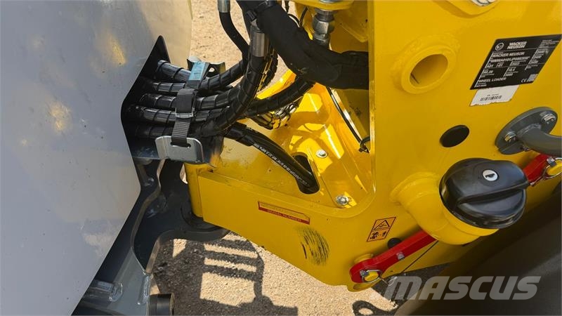 Wacker Neuson WL28 LUKKET HUS, SKOVL OG GAFLER , HYDRAULISK SKIF Minicargadoras