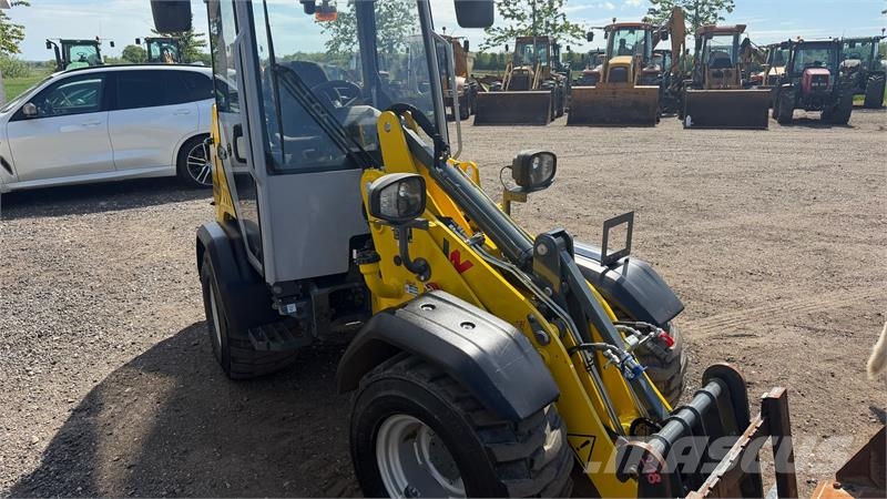Wacker Neuson WL28 LUKKET HUS, SKOVL OG GAFLER , HYDRAULISK SKIF Minicargadoras
