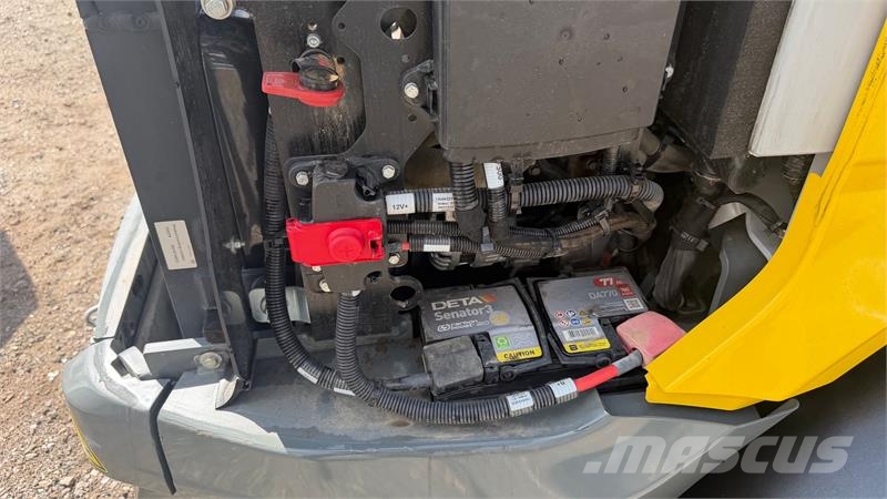 Wacker Neuson WL28 LUKKET HUS, SKOVL OG GAFLER , HYDRAULISK SKIF Minicargadoras
