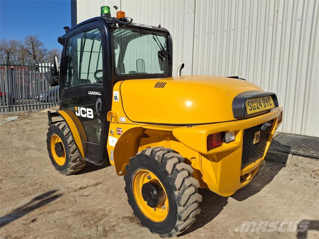 JCB 520 40 مناولات متداخلة