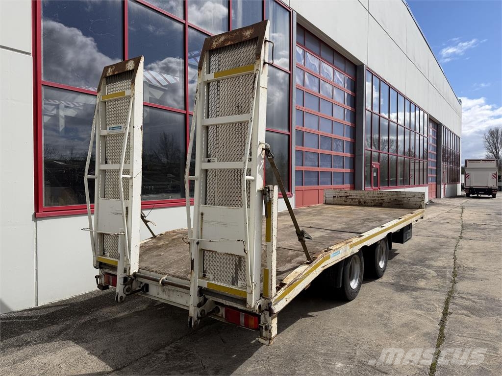Blomenröhr 688/18000 19 t Tandemtieflader, wenig Benutzt Οχήματα με χαμηλό δάπεδο
