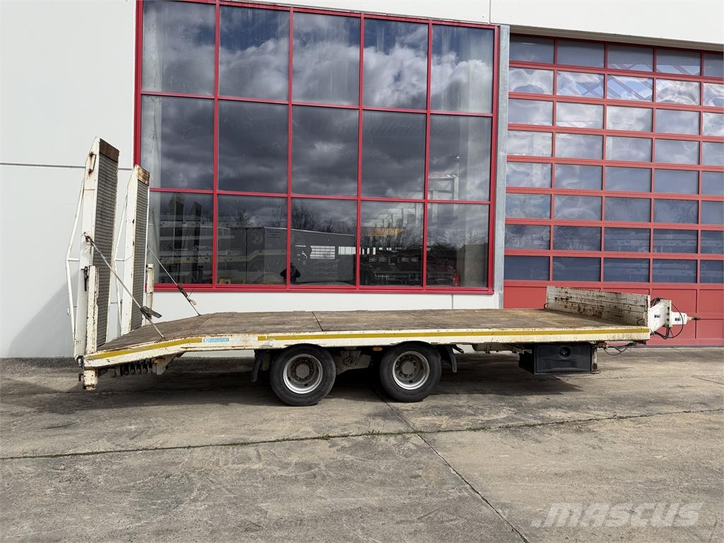 Blomenröhr 688/18000 19 t Tandemtieflader, wenig Benutzt Οχήματα με χαμηλό δάπεδο