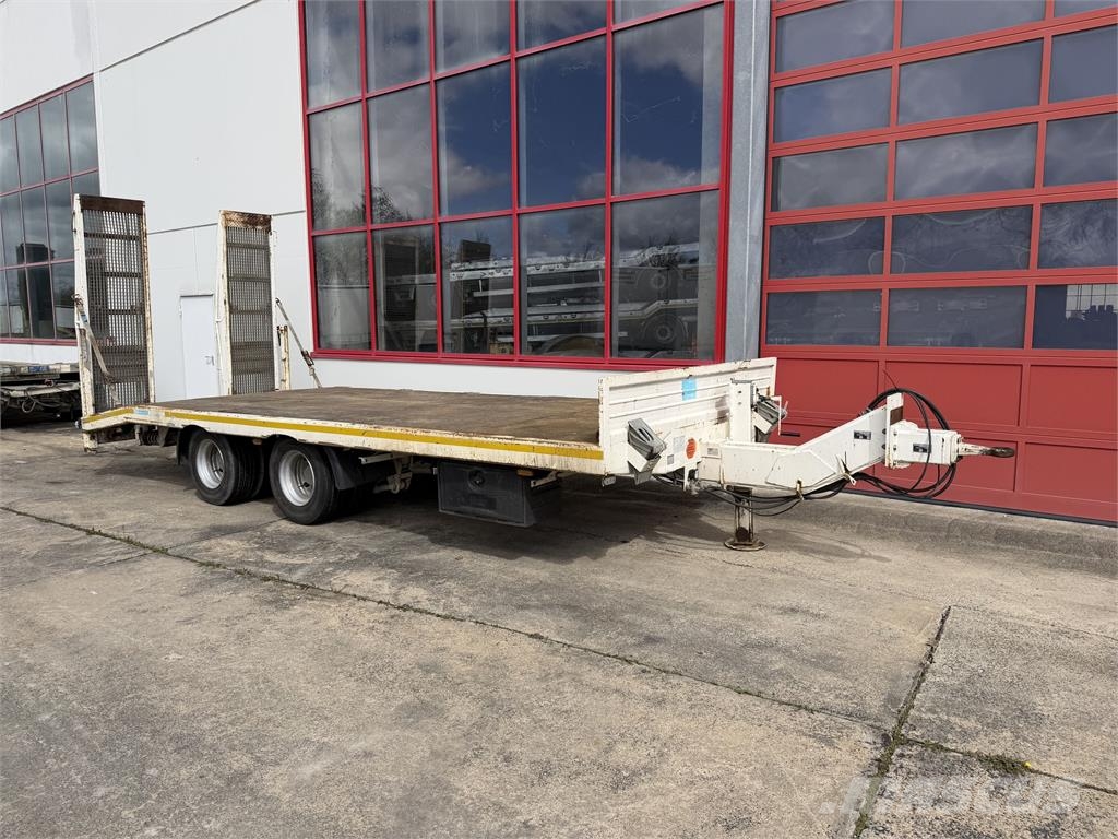 Blomenröhr 688/18000 19 t Tandemtieflader, wenig Benutzt Οχήματα με χαμηλό δάπεδο