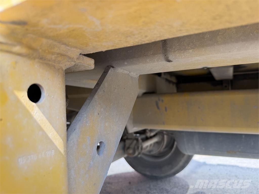 Hüffermann HTM 13.40L 14 t Tandem- Muldenanhänger, wenig Ben مقطورات ذات صهاريج