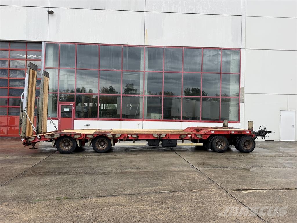 Humbaur T4 4 Achs Tiefladeranhänger Plataformas bajas