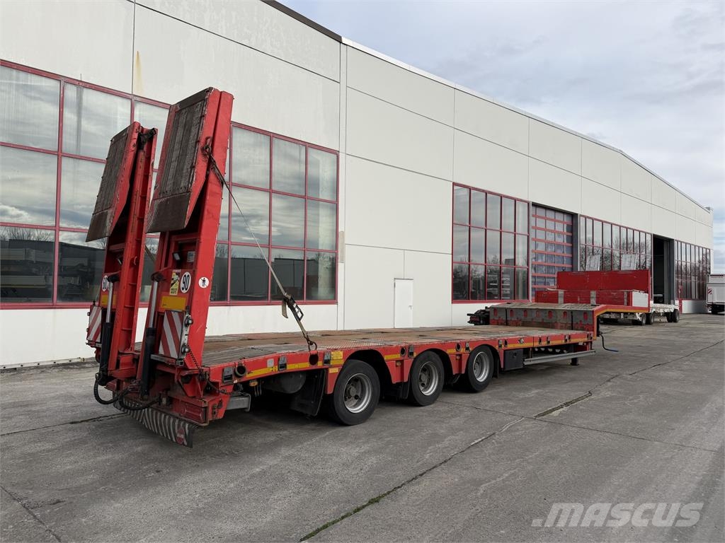 Kässbohrer LB3E 3 Achs Satteltieflader, komplett überfahrbar Semi-reboques rebaixados