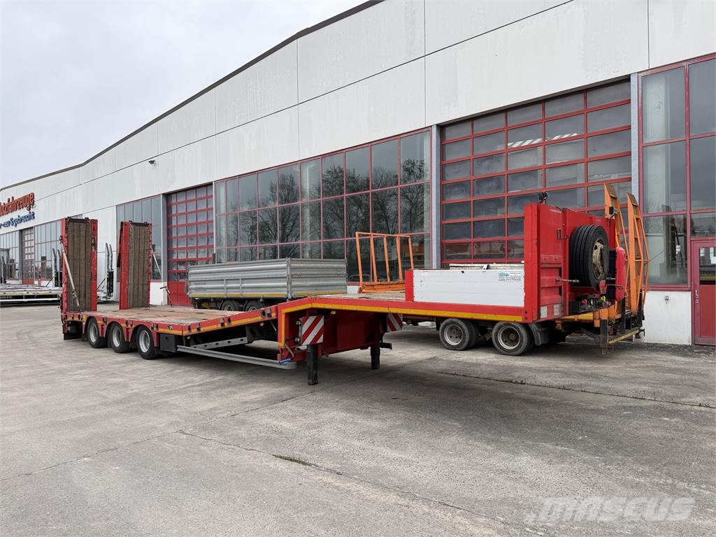 Kässbohrer LB3E 3 Achs Satteltieflader, komplett überfahrbar Semi-reboques rebaixados