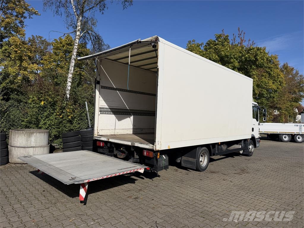 MAN L.2007.46.011 MAN 8.180 Koffer mit Ladebordwand Tovornjaki zabojniki
