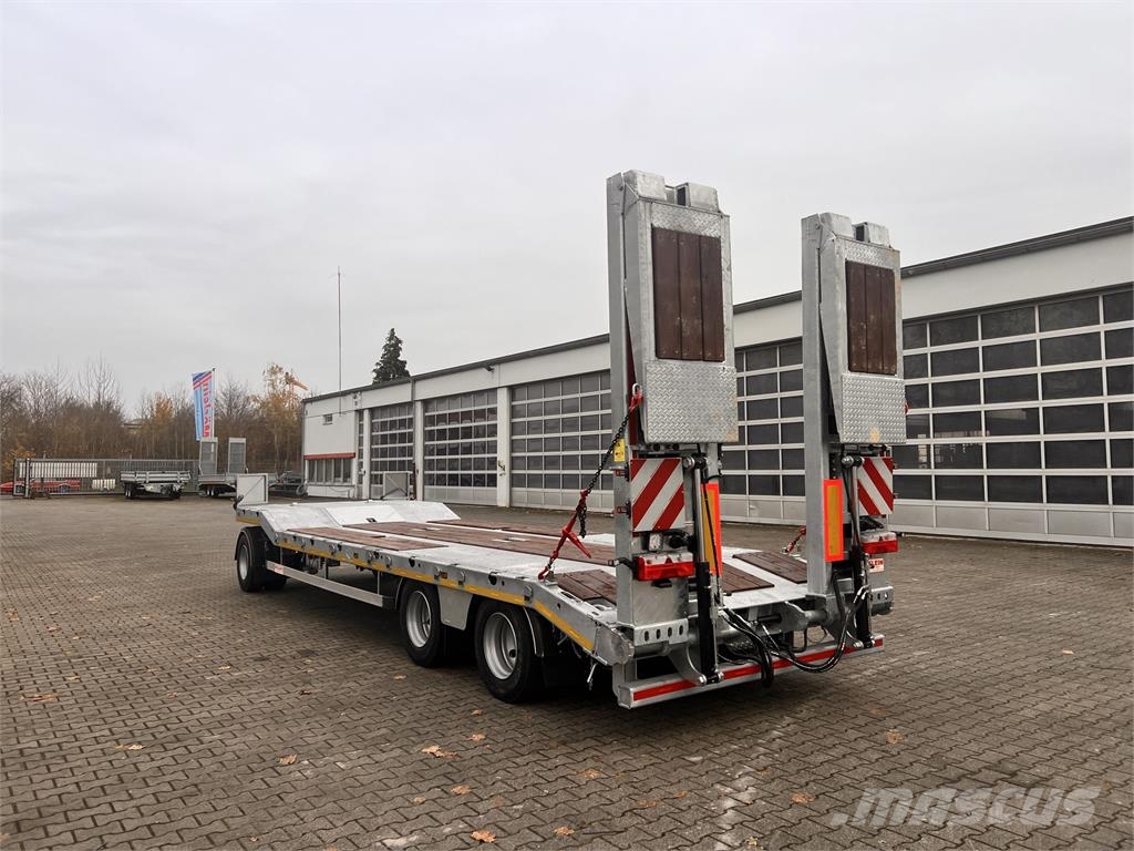 Möslein T 3-6,60 VB 2t 3 Achs Tieflader, Luftgefedert Nízko rámové nákladné automobily