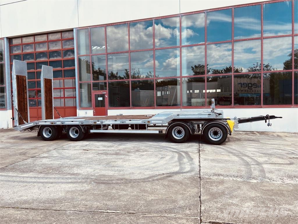 Möslein T 4 VB F 4 Achs Tieflader- Anhänger, Neufahrzeug Low loaders