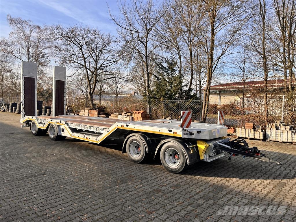 Möslein T 4 VB H1 R neuer 4 Achs Tieflader + Radmulden Dieplader