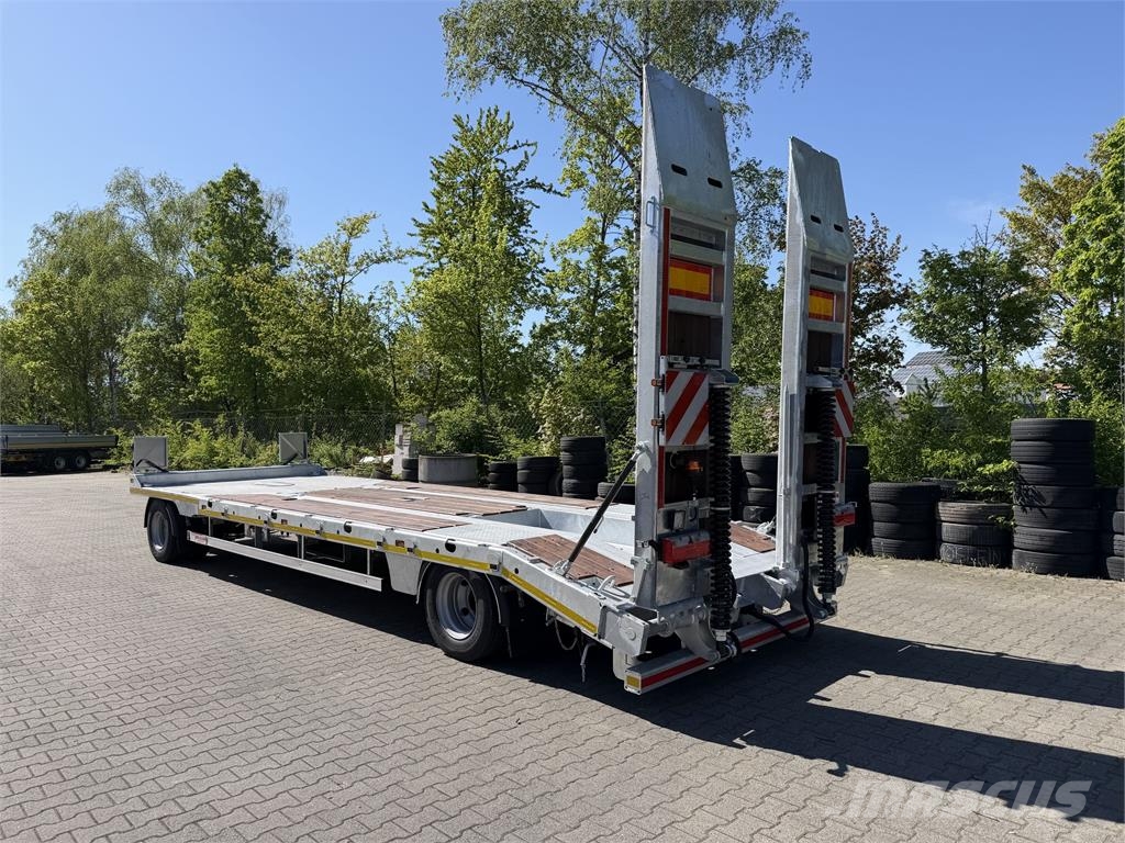 Möslein T2 Plato 8,20 2 Achs Tieflader mit gerader Ladefl Plataformas bajas