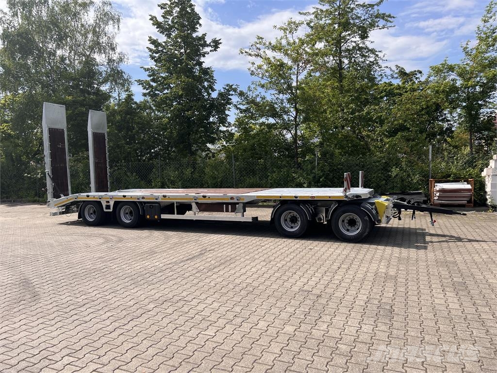 Möslein T4 VB H1 gerade neuer 4 Achs Tieflader gerade Lad Low loaders